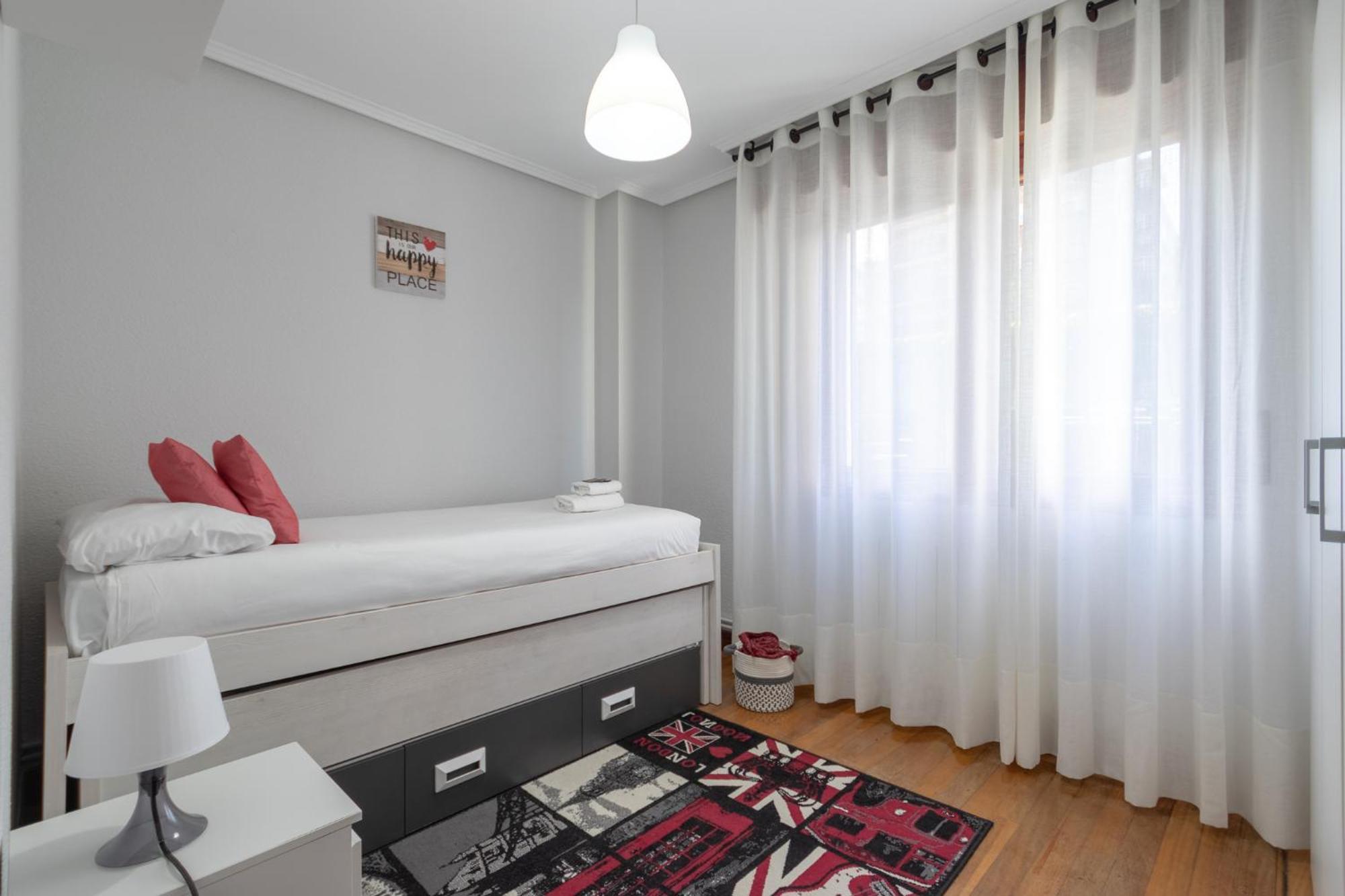 Etxebarria Apartment By People Rentals Bilbao Dış mekan fotoğraf
